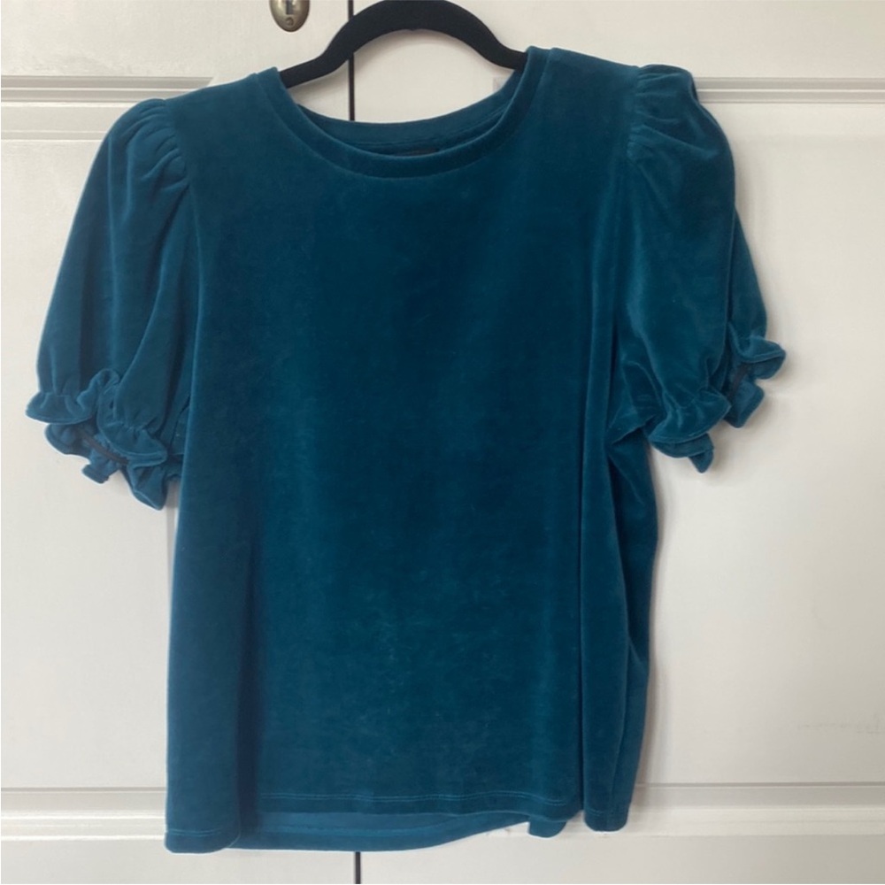 Ann Taylor puff sleeve top size M